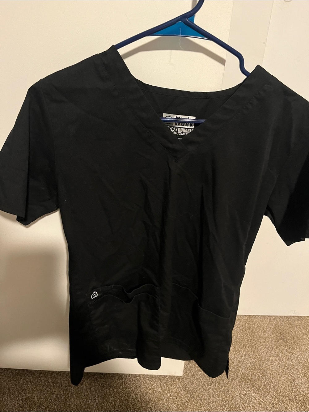 WonderWink Women's Black V‑Neck Short Sleeve Scrub Top